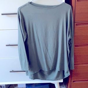 Long sleeve Lululemon shirt